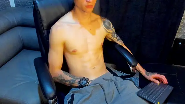 Snapshot of Dmtry6 chatting on 03/15/25, 02:24 Dmtry6 online show from 03/15/25, 02:24