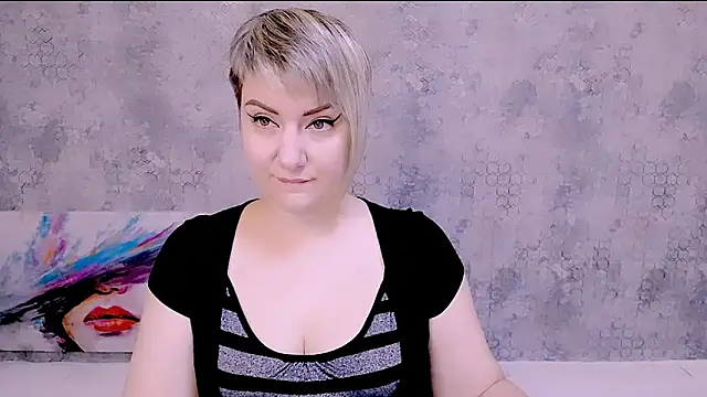 Djullia online show from 09/17/25, 05:42