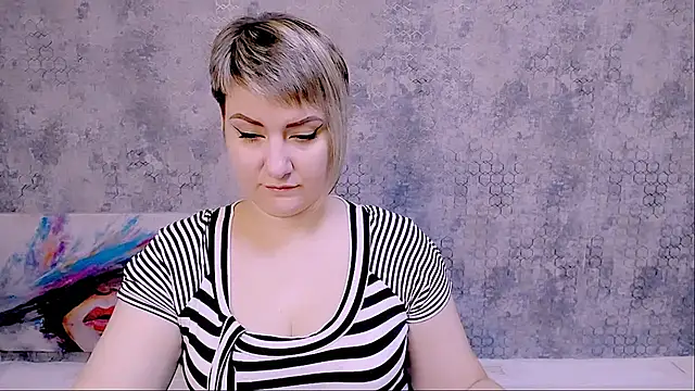 Djullia online show from 10/13/25, 05:51