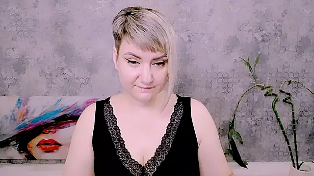 Djullia online show from 07/04/26, 05:13