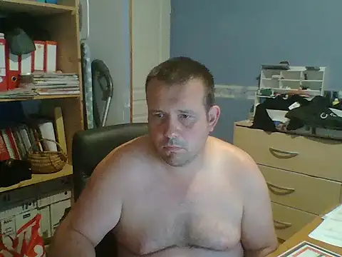 Snapshot of manubm03 chatting on 07/09/26, 06:50 manubm03 online show from 07/09/26, 06:50