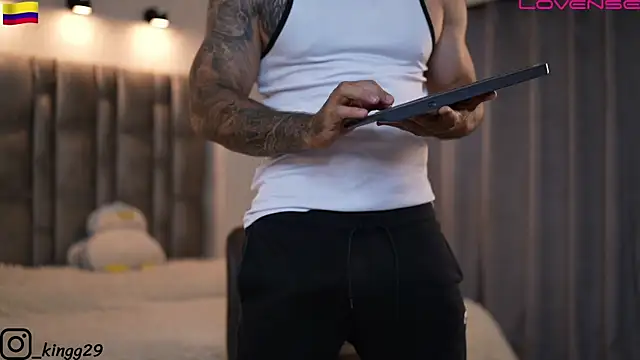 Snapshot of john_king29 chatting on 11/09/25, 08:07 john king29 online show from 11/09/25, 08:07