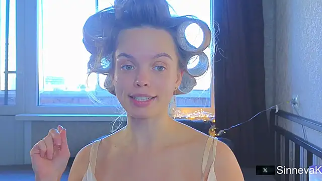 Snapshot of sinteas chatting on 09/29/25, 01:05 sinteas online show from 09/29/25, 01:05