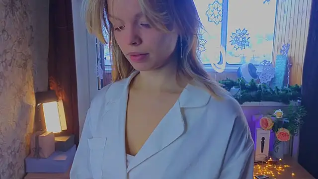 Snapshot of sinteas chatting on 12/16/25, 09:25 sinteas online show from 12/16/25, 09:25