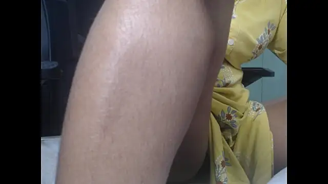 Snapshot of CuteRhea69 chatting on 01/08/26, 04:31 CuteRhea69 online show from 01/08/26, 04:31