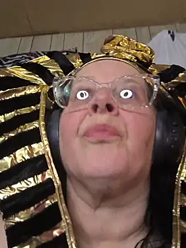 davisdesiresxh online show from 10/31/25, 12:39