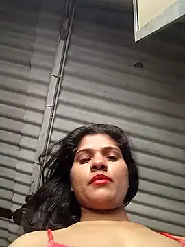 Snapshot of Shreya-Shetty09 chatting on 05/13/26, 02:42 Shreya-Shetty09 online show from 05/13/26, 02:42