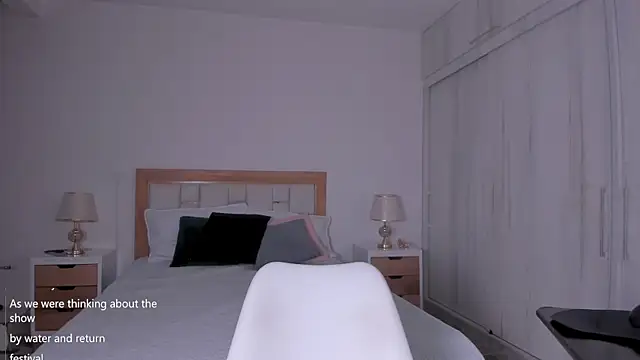 mia hank online show from 12/20/24, 11:43