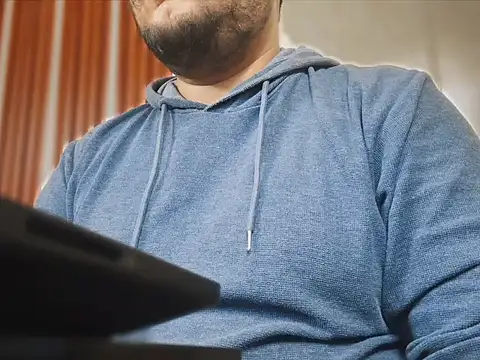 Snapshot of A4h_odin1 chatting on 10/13/25, 07:08 A4h odin1 online show from 10/13/25, 07:08