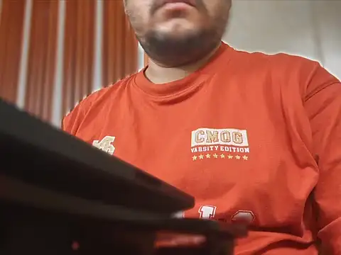 Snapshot of A4h_odin1 chatting on 10/17/25, 11:13 A4h odin1 online show from 10/17/25, 11:13