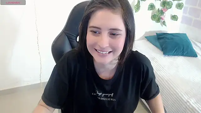 tania sweet   online show from 01/28/25, 04:41