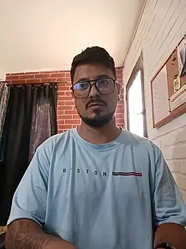 DaviidEvans  online show from 10/18/25, 02:29