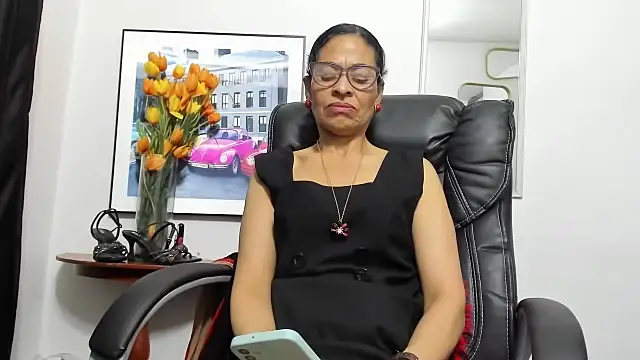 Snapshot of Aries_Mature chatting on 09/25/25, 01:53 Aries Mature online show from 09/25/25, 01:53