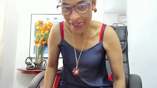 Snapshot of Aries_Mature chatting on 09/26/25, 03:27 Aries Mature online show from 09/26/25, 03:27