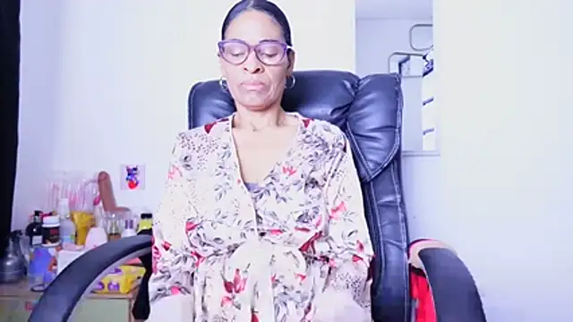 Aries Mature online show from 07/05/26, 01:01