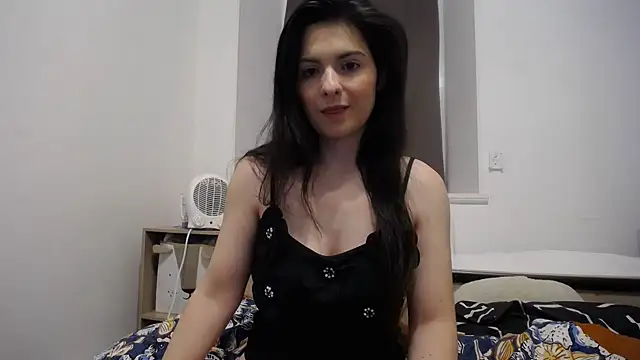 desirmiss1 online show from 02/07/25, 11:01
