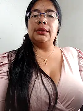   valentina18 online show from 02/23/25, 04:24