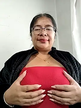   valentina18 online show from 10/30/25, 01:12