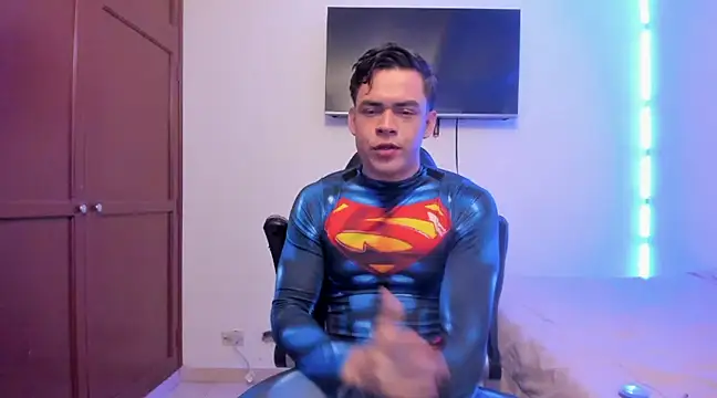 Lucian Gomez  online show from 03/11/25, 11:44