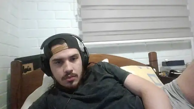 hung weeb online show from 02/02/25, 03:32