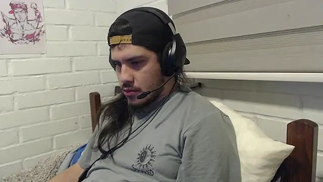 hung weeb online show from 10/14/25, 03:18