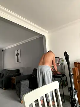 Snapshot of Garry831 chatting on 10/13/25, 01:00 Garry831 online show from 10/13/25, 01:00