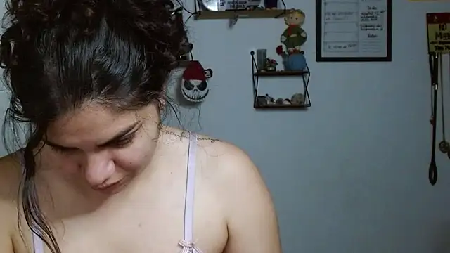 Nikkykora15 online show from 09/26/25, 12:03