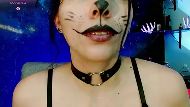 julieth sex1 online show from 08/04/26, 01:09