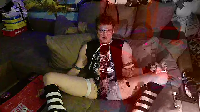 Snapshot of druckfug chatting on 10/27/25, 10:58 druckfug online show from 10/27/25, 10:58