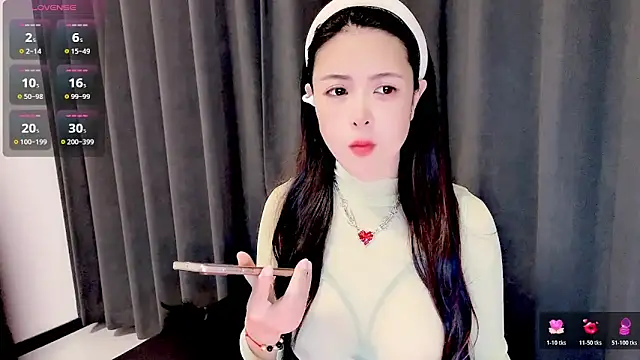candy-yiyi online show from 05/14/26, 01:56