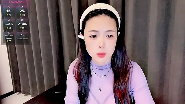 candy-yiyi online show from 05/15/26, 12:17