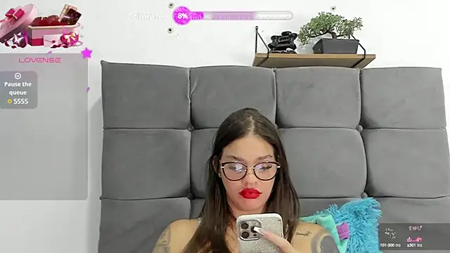 zoe69x online show from 01/22/25, 05:05
