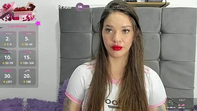 zoe69x online show from 02/02/25, 09:40
