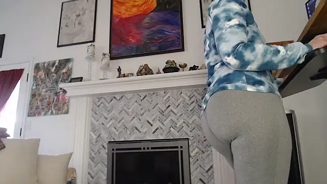 AuroraWillows online show from 01/28/25, 03:57