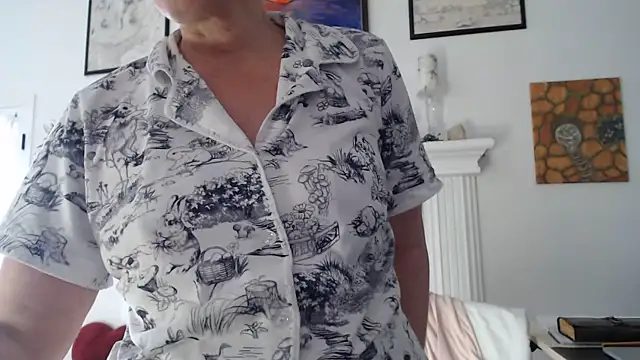 AuroraWillows online show from 06/22/26, 10:18