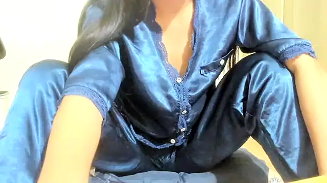 Snapshot of Beauty_Asian_Tina chatting on 01/21/25, 04:05 Beauty Asian Tina online show from 01/21/25, 04:05