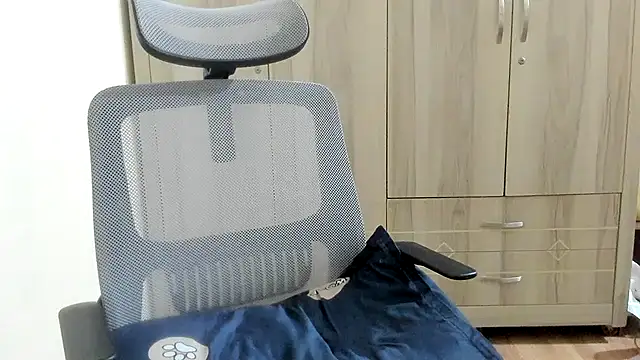 Snapshot of Beauty_Asian_Tina chatting on 02/15/25, 12:59 Beauty Asian Tina online show from 02/15/25, 12:59