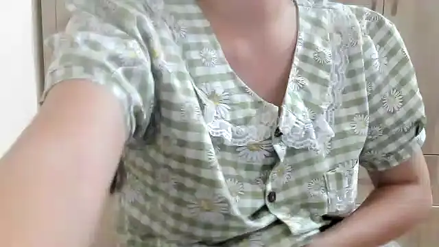 Snapshot of Beauty_Asian_Tina chatting on 03/16/25, 01:17 Beauty Asian Tina online show from 03/16/25, 01:17