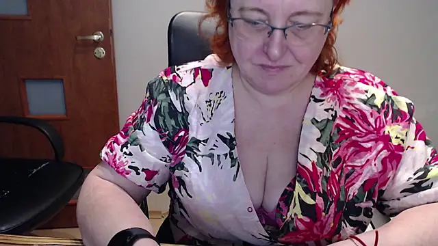 JoannaAndNeighbour online show from 01/11/25, 08:43