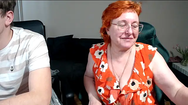 Snapshot of JoannaAndNeighbour chatting on 02/15/26, 10:14 JoannaAndNeighbour online show from 02/15/26, 10:14