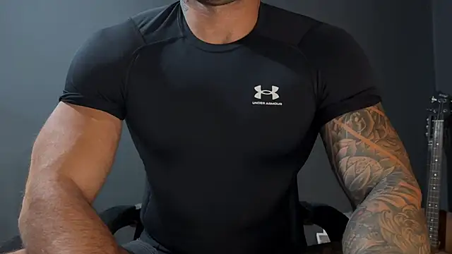 Snapshot of Mr_YourGod chatting on 09/24/25, 06:17 Mr YourGod online show from 09/24/25, 06:17