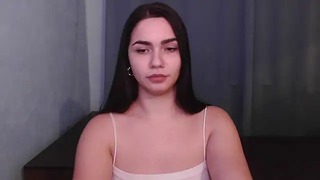 HannahMeid online show from 12/10/24, 08:27