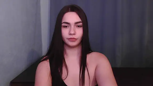HannahMeid online show from 12/11/24, 09:12