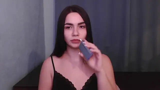 HannahMeid online show from 12/14/24, 07:36
