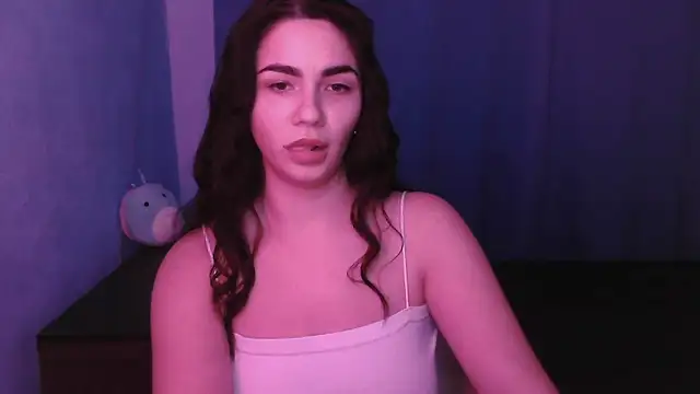 HannahMeid online show from 12/16/24, 07:54