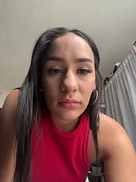 Snapshot of __IRIS__ chatting on 11/19/25, 04:51 IRIS online show from 11/19/25, 04:51