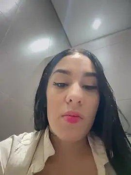 Snapshot of __IRIS__ chatting on 07/02/26, 03:40 IRIS online show from 07/02/26, 03:40