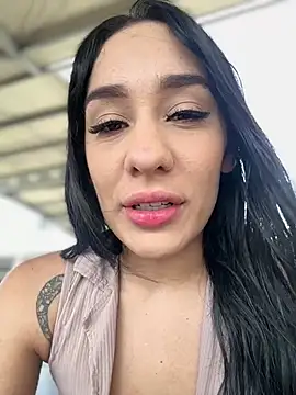 Snapshot of __IRIS__ chatting on 07/07/26, 03:49 IRIS online show from 07/07/26, 03:49