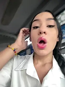 Snapshot of __IRIS__ chatting on 07/17/26, 04:23 IRIS online show from 07/17/26, 04:23