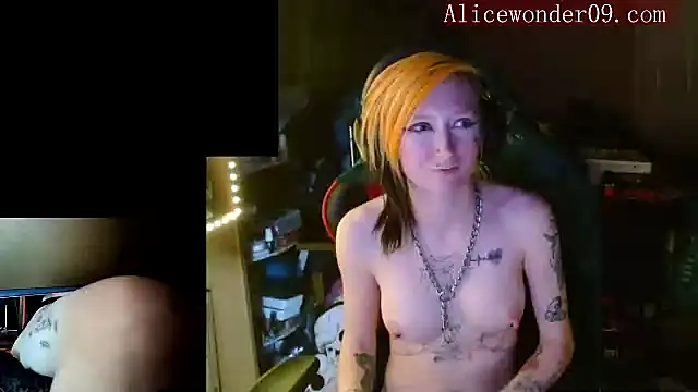 Snapshot of alicewonder09 chatting on 12/20/24, 08:28 alicewonder09 online show from 12/20/24, 08:28